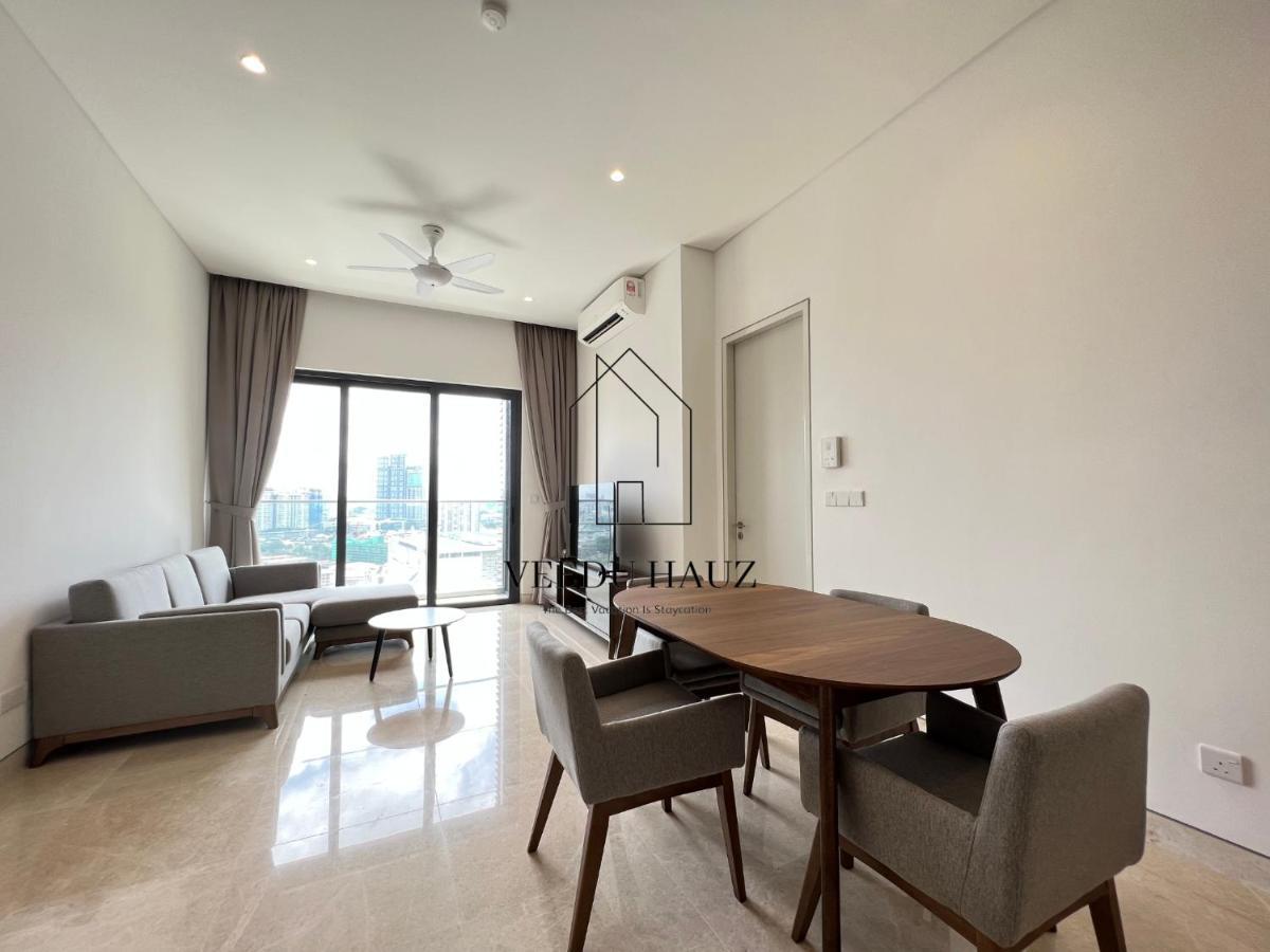 Lucentia Residences Bbcc At Lalaport Kuala Lumpur By Veedu Hauz Екстериор снимка